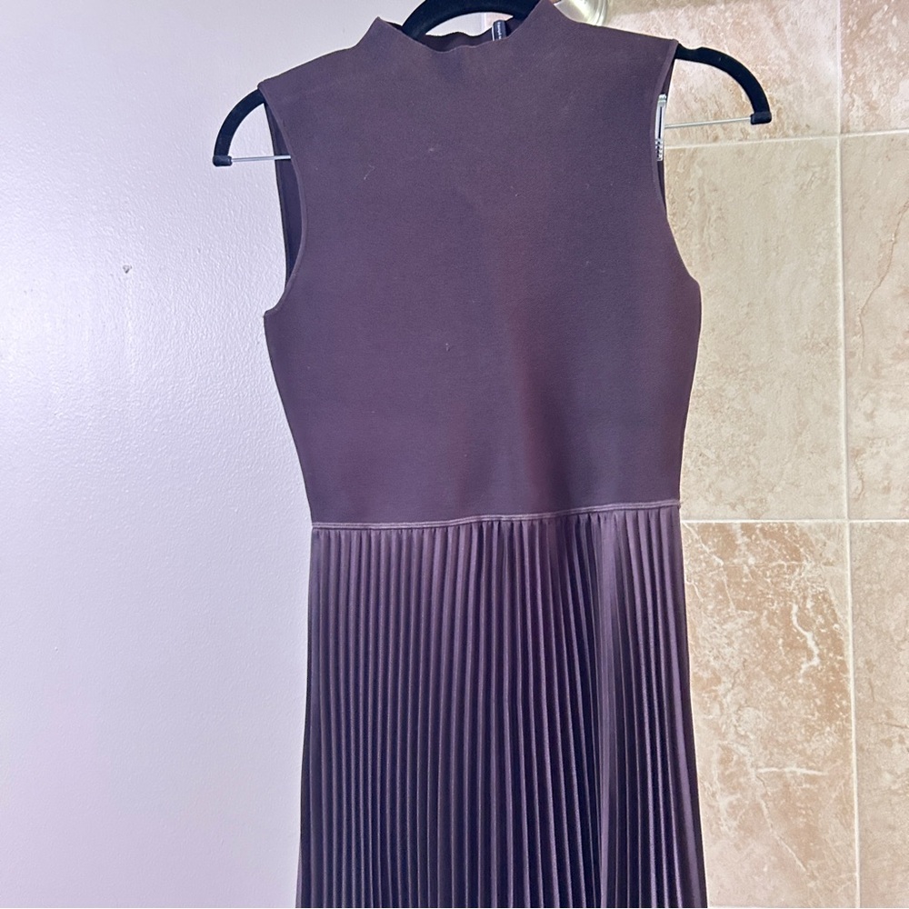 [new] Theory New with Tag Brown Sleeveless Dress